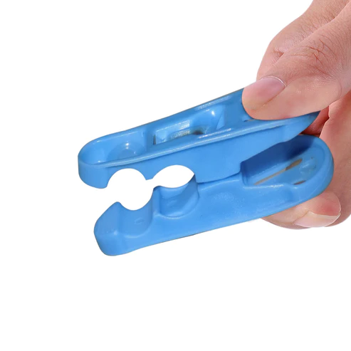 1368 Cloth Drying Non-Slip Light Plastic Clips  (Multicolour) (Pack of 12)