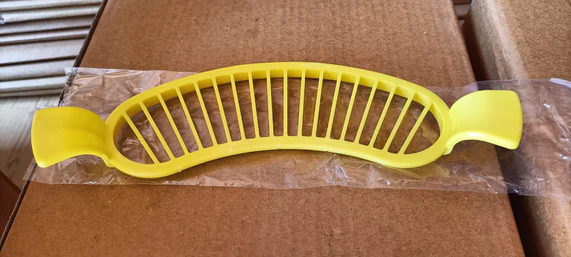 2084 Plastic Banana Slicer/Cutter With Handle